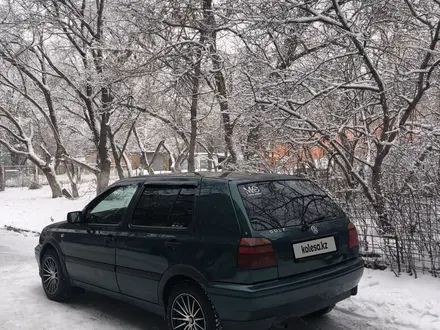 Volkswagen Golf 1995 года за 1 500 000 тг. в Караганда – фото 17