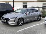 Hyundai Sonata 2020 года за 12 000 000 тг. в Атырау – фото 3