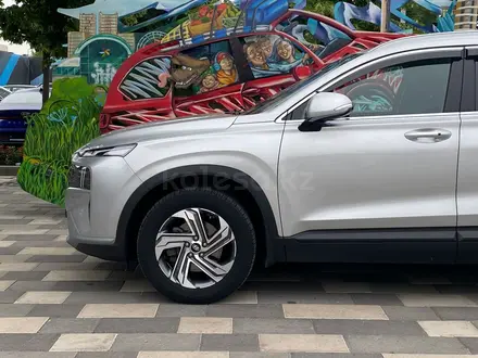 Hyundai Santa Fe Travel 2023 года за 13 790 000 тг. в Алматы – фото 6