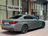 BMW 530 2021 годаfor26 600 000 тг. в Астана – фото 3