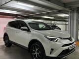 Toyota RAV4 2017 годаүшін12 350 000 тг. в Алматы – фото 2