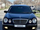 Mercedes-Benz E 430 2001 года за 6 000 000 тг. в Шымкент – фото 2