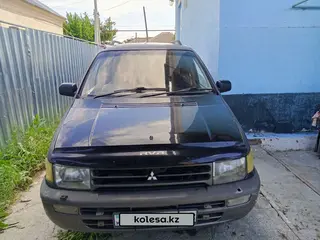 Mitsubishi RVR
