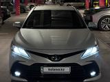 Toyota Camry 2022 года за 18 500 000 тг. в Алматы – фото 3