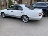Nissan Gloria 1998 годаүшін2 650 000 тг. в Астана – фото 2