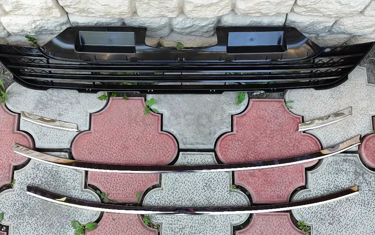 Хром никелированный CR-V 2006-2009г за 20 000 тг. в Алматы