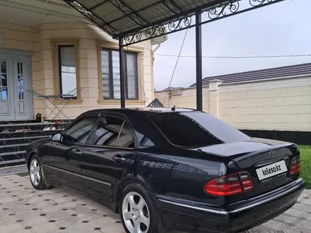 Mercedes-Benz E 280 2001 года за 4 800 000 тг. в Шымкент – фото 5