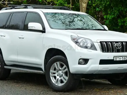 Бампер передний Land Cruiser Prado 150 09-12 за 25 000 тг. в Алматы