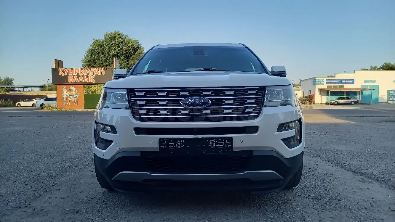 Ford Explorer, 2016