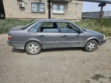 Volkswagen Passat, 1992
