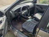 Volkswagen Passat 1992 годаfor700 000 тг. в Атырау – фото 3
