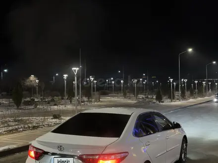 Toyota Camry 2015 года за 5 800 000 тг. в Жанаозен – фото 2