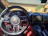 Porsche Cayenne 2017 года за 17 000 000 тг. в Астана – фото 4
