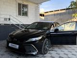 Toyota Camry 2021 годаfor17 000 000 тг. в Алматы