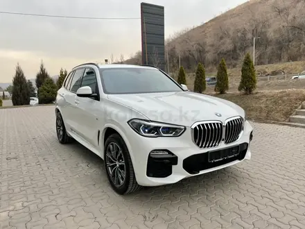 BMW X5 2020 года за 45 000 000 тг. в Уральск – фото 3