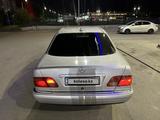 Mercedes-Benz E 240 1998 годаүшін3 100 000 тг. в Алматы – фото 5