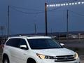 Toyota Highlander 2018 года за 15 000 000 тг. в Актау