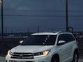 Toyota Highlander 2018 года за 15 000 000 тг. в Актау – фото 2