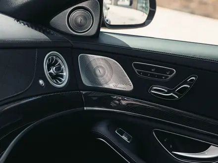 Mercedes-Benz S 63 AMG 2015 года за 35 000 000 тг. в Алматы – фото 13