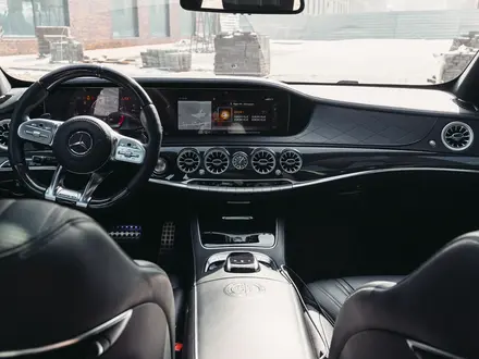 Mercedes-Benz S 63 AMG 2015 года за 35 000 000 тг. в Алматы – фото 37