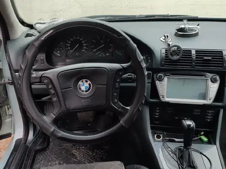 BMW 523 1996 года за 2 600 000 тг. в Астана – фото 3