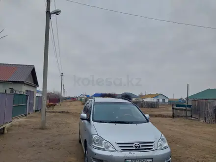 Toyota Ipsum 2005 года за 4 500 000 тг. в Атырау – фото 4