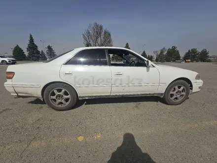 Toyota Mark II 1997 года за 2 400 000 тг. в Алматы – фото 2