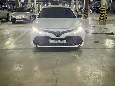 Toyota Camry 2019 года за 12 200 000 тг. в Астана – фото 5