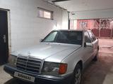 Mercedes-Benz E 200 1992 годаүшін1 000 000 тг. в Актобе – фото 3