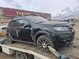 Renault Sandero 2015 года за 1 800 000 тг. в Актобе