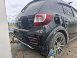 Renault Sandero 2015 года за 1 800 000 тг. в Актобе – фото 4