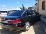 BMW 745 2004 годаүшін2 500 000 тг. в Атырау