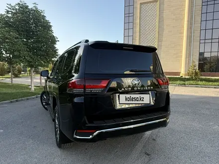 Toyota Land Cruiser 2021 года за 51 000 000 тг. в Шымкент – фото 8