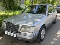 Mercedes-Benz E 280 1994 годаүшін2 400 000 тг. в Алматы