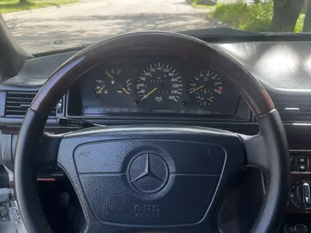 Mercedes-Benz E 280 1994 года за 2 400 000 тг. в Алматы – фото 9