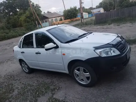 ВАЗ (Lada) Granta 2190 2014 года за 2 700 000 тг. в Семей – фото 3