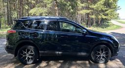 Toyota RAV4 2019 года за 13 000 000 тг. в Петропавловск – фото 4