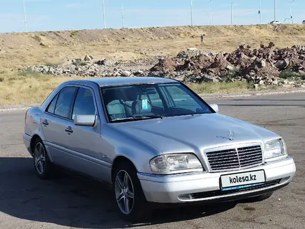 Mercedes-Benz C 220 1994 года за 1 600 000 тг. в Тараз – фото 5