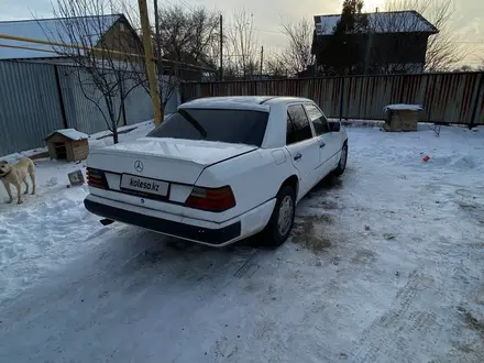 Mercedes-Benz E 230 1986 года за 850 000 тг. в Алматы – фото 10