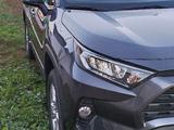 Toyota RAV4 2020 года за 15 000 000 тг. в Актобе – фото 3