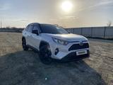 Toyota RAV4 2020 годаүшін16 500 000 тг. в Аксай – фото 2