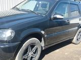 Mercedes-Benz ML 320 2002 года за 3 500 000 тг. в Семей – фото 3