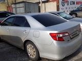 Toyota Camry 2013 года за 6 500 000 тг. в Актобе – фото 2