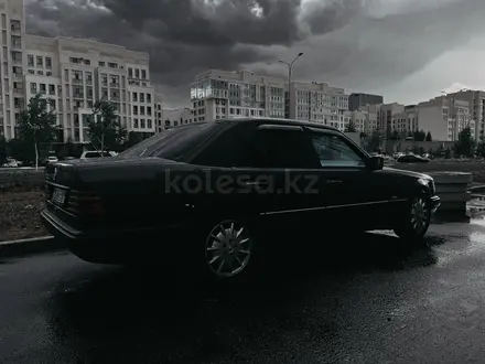 Mercedes-Benz E 230 1988 года за 1 700 000 тг. в Астана – фото 5