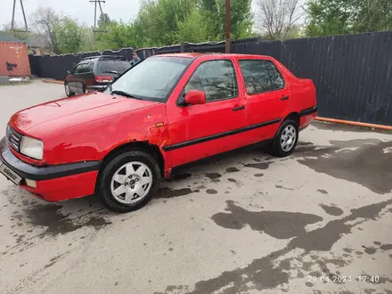 Volkswagen Vento 1992 года за 750 000 тг. в Алматы – фото 4