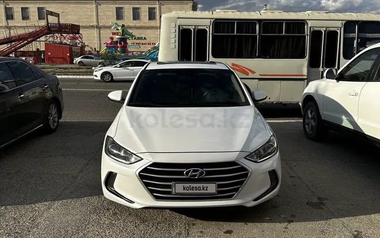 Hyundai Elantra 2016 годаүшін6 000 000 тг. в Актау