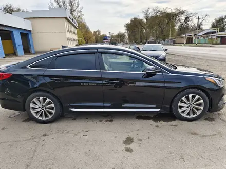 Hyundai Sonata 2016 года за 8 500 000 тг. в Шу – фото 6