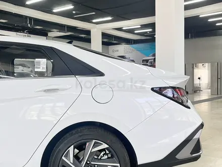 Hyundai Elantra 2023 года за 8 500 000 тг. в Алматы – фото 11