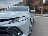 Toyota Camry 2018 года за 13 999 999 тг. в Караганда – фото 5