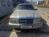 Mercedes-Benz E 300 1992 года за 1 550 000 тг. в Жанатас – фото 4